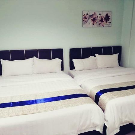 Summer Hotel Kota Kinabalu Bagian luar foto
