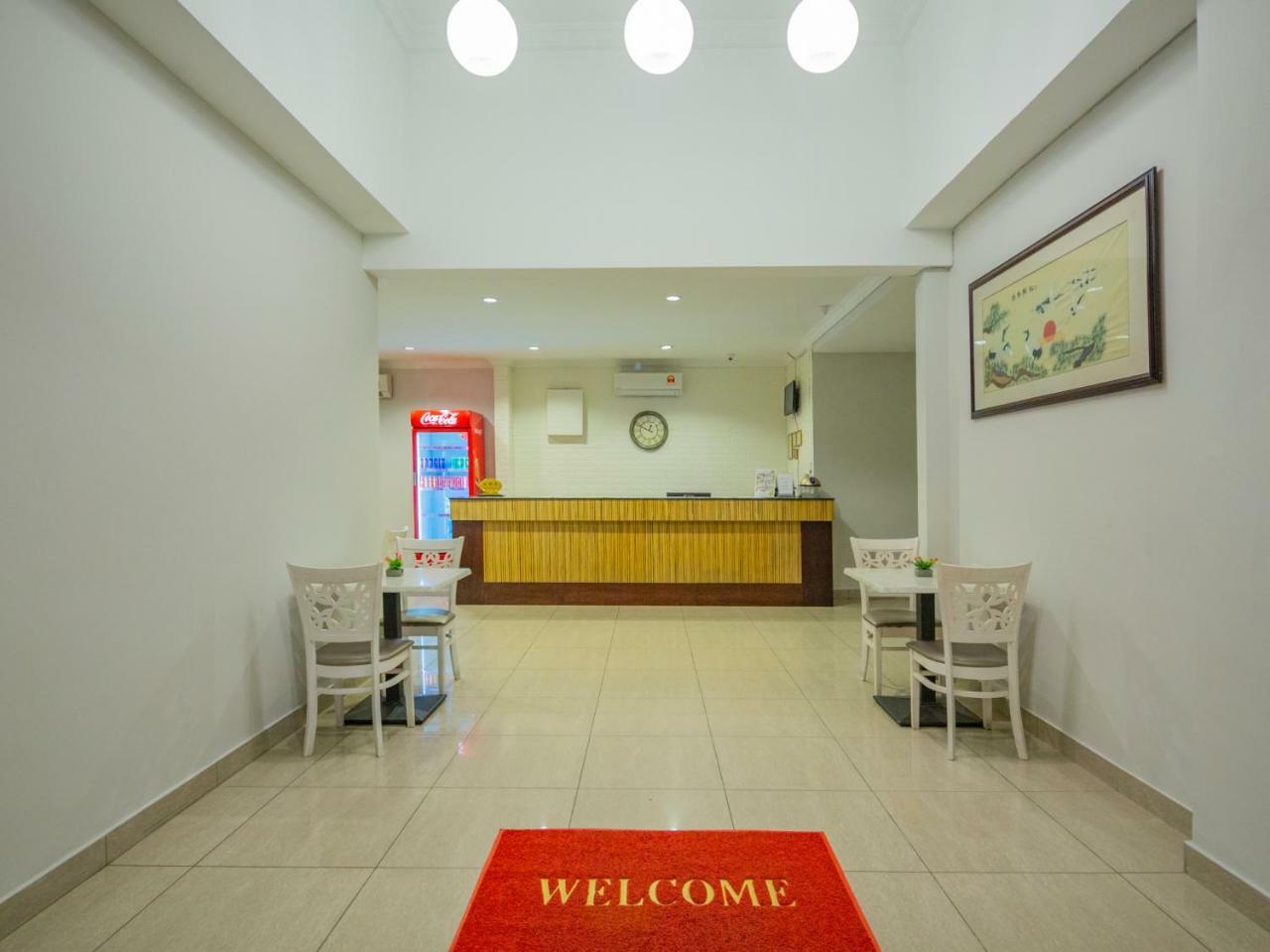 Summer Hotel Kota Kinabalu Bagian luar foto